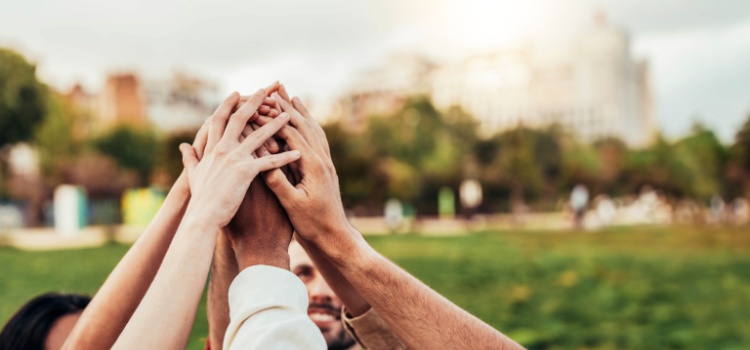 Union Plus offers relief to Union Members affected by severe summer storms who live in Illinois, Connecticut, or Vermont. Union Plus offers relief to Union Members affected by severe summer storms who live in Illinois, Connecticut, or Vermont.